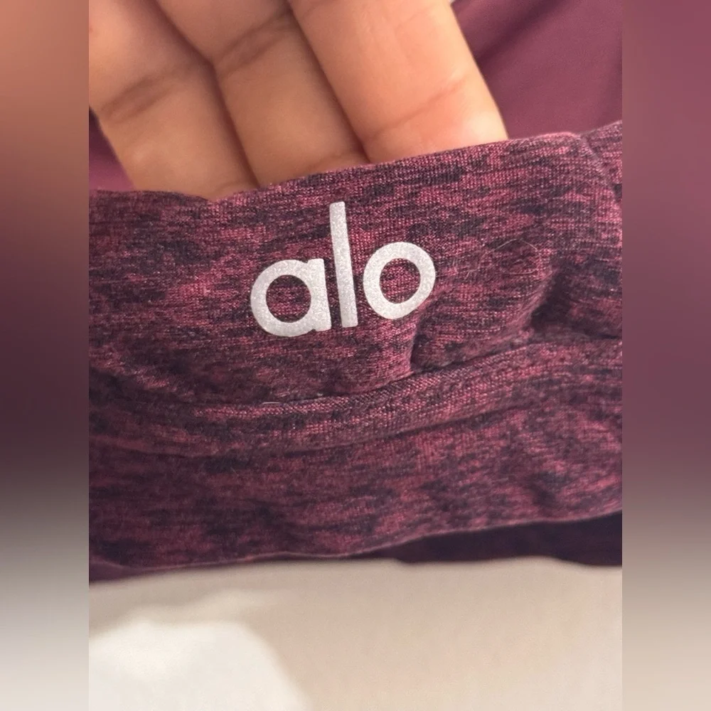 ALO Yoga Maroon Bralette - Picture 5 of 9